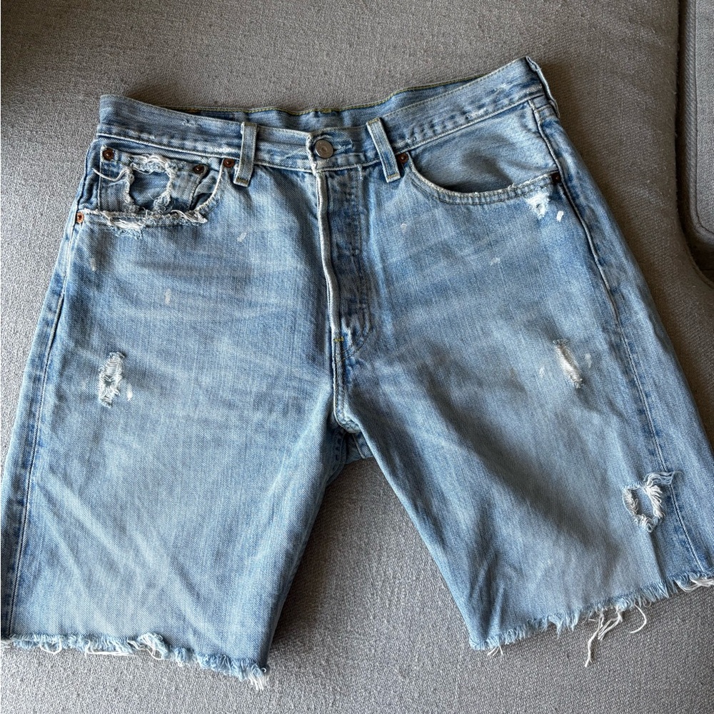 Vintage Levi’s Light Wash Distressed Denim Cutoff Shorts